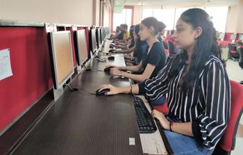 Best BCA College in Delhi NCR